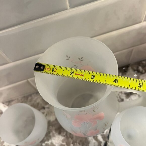 Vintage 1980s Pink Iris Italian Satin Frosted Glass Pitcher, 2 Wine & 3 Tumblers - Picture 8 of 15